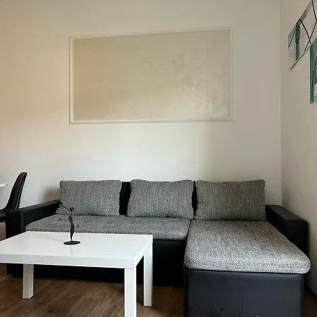 Jela With A Big Balcony Apartment Pula