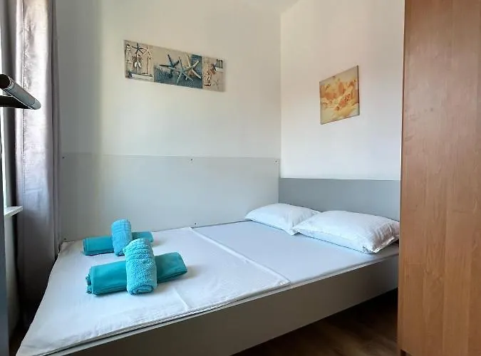 Jela With A Big Balcony * Pula