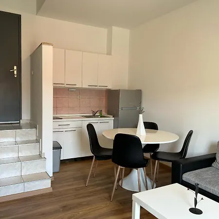 Apartament Jela With A Big Balcony